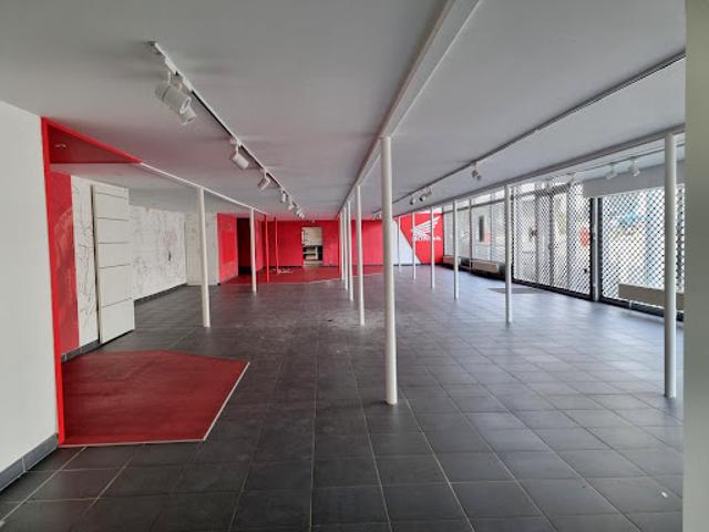 Local Commercial vente à Besançon