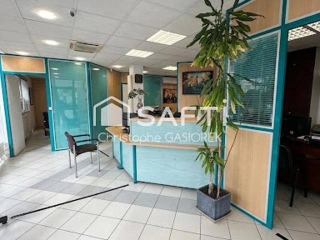 Local Commercial vente à Creutzwald, Moselle