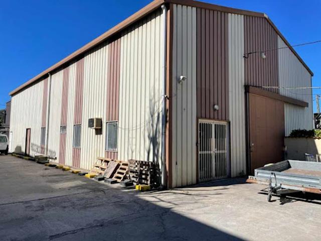 Local Commercial vente à Marseille, Aubagne