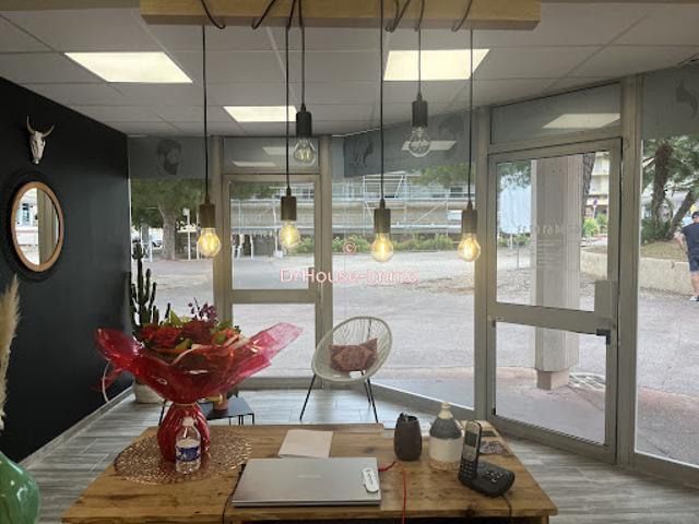 Local Commercial vente à France métropolitaine, Toulon