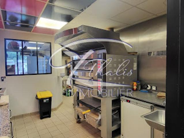 Local Commercial vente à Bordeaux, Blanquefort