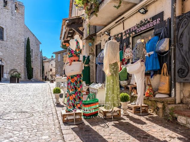 Local Commercial vente à Arrondissement de Toulon, Le Castellet