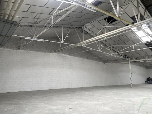 Local Commercial vente à Grenoble, Le Touvet