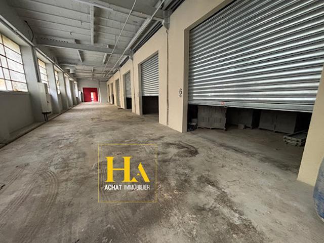 Local Commercial vente à Valence, Saint-barthélemy-de-vals