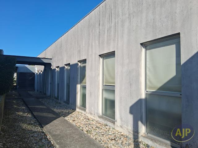 Local Commercial vente à Lesparre-Médoc, Pauillac