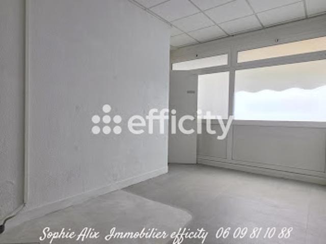 Local Commercial vente à Antony, Clamart