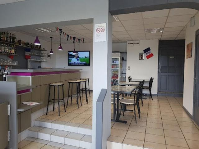 Local Commercial vente à Fontenay-le-Comte, Oulmes