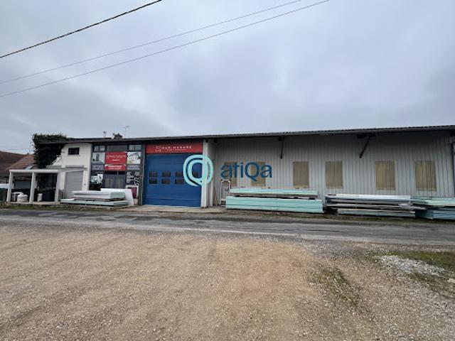 Local Commercial vente à Louhans-Châteaurenaud, Ouroux-sur-saône
