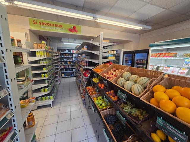 Local Commercial vente à Alès, Rousson