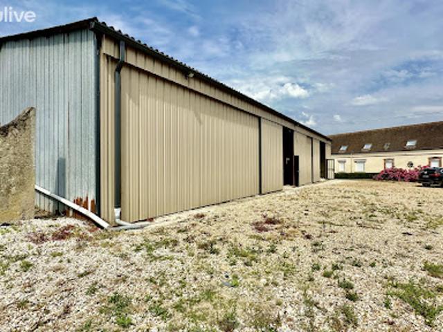Local Commercial vente à Dreux, Tremblay-les-villages