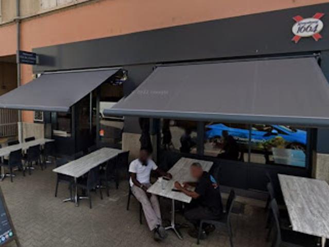 Local Commercial vente à Strasbourg, Hoenheim