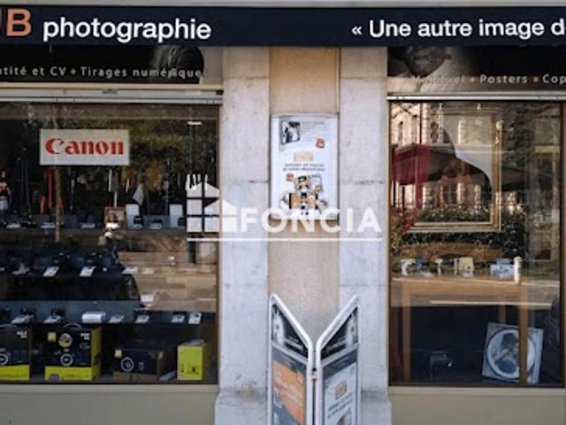 Local Commercial vente à Saint-Julien-en-Genevois, Saint-julien-en-genevois