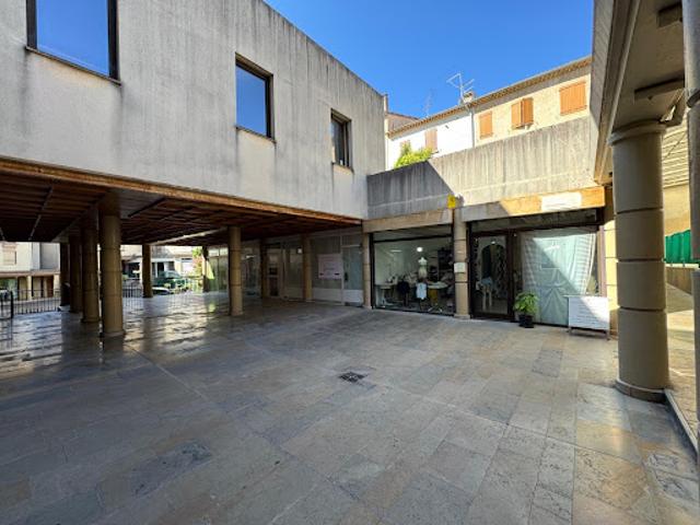 Local Commercial vente à Forcalquier, Manosque