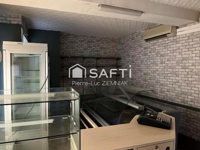 Local Commercial vente à Château-Gontier, Ruillé-froid-fonds