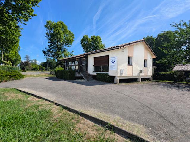 Local Commercial vente à Mont-de-Marsan, Saint-pierre-du-mont