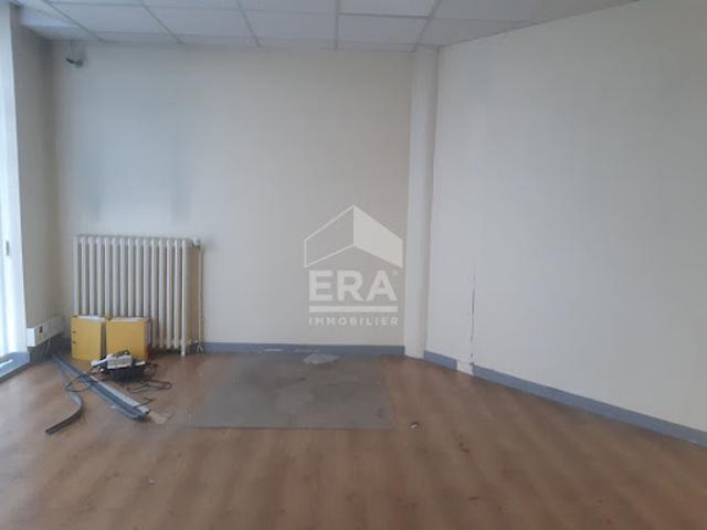 Local Commercial vente à Saint-Quentin, Saint-quentin