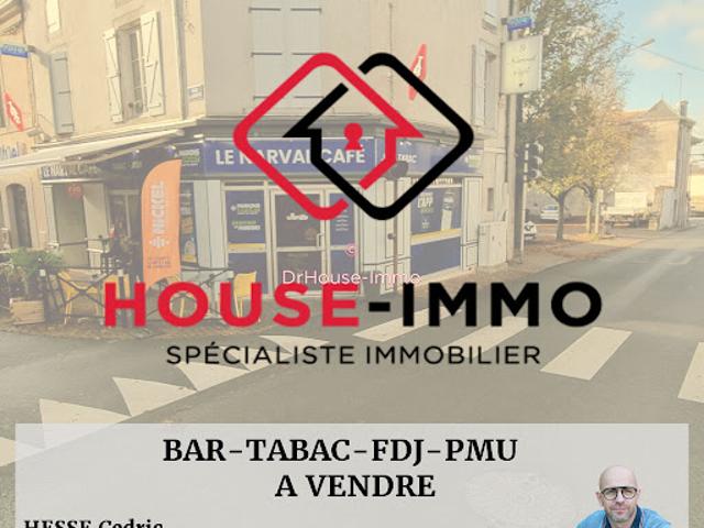 Local Commercial vente à Saint-Porchaire, Bressuire