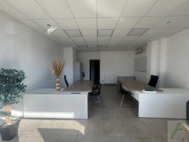 Local Commercial vente à Boncelin, Aix-les-Bains