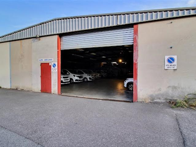Local Commercial vente à Le Colombier-Ouest, Saint-Marcellin