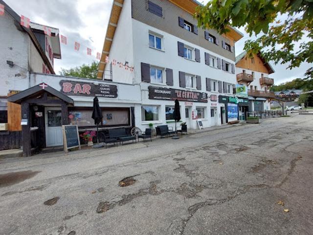 Local Commercial vente à Chambéry, Les Déserts