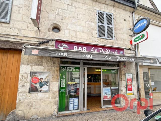 Local Commercial vente à Bourges
