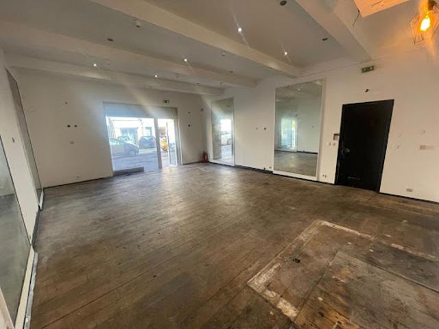 Local Commercial vente à Arrondissement de Toulon, La Seyne-sur-mer