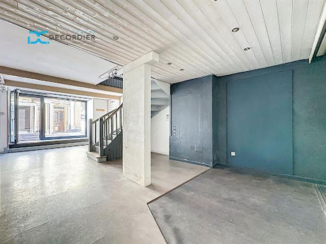 Local Commercial vente à Évian-les-Bains, Haute-Savoie