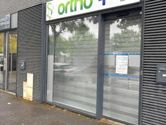 Local Commercial vente à Caen, Ifs