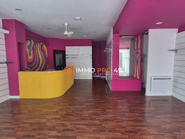 Local Commercial vente à Cholet