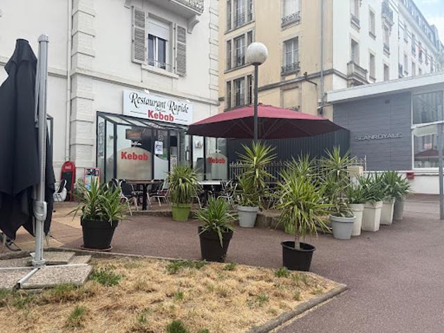 Local Commercial vente à Neufchâteau, Vittel