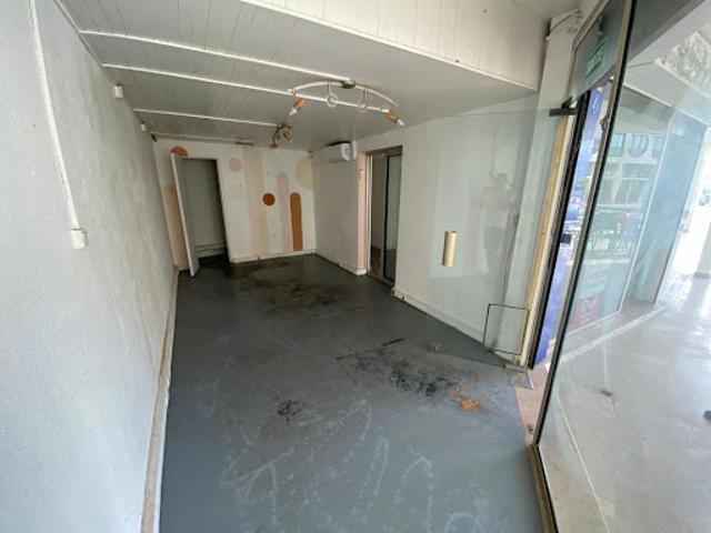 Local Commercial vente à Montpellier, La Grande-motte