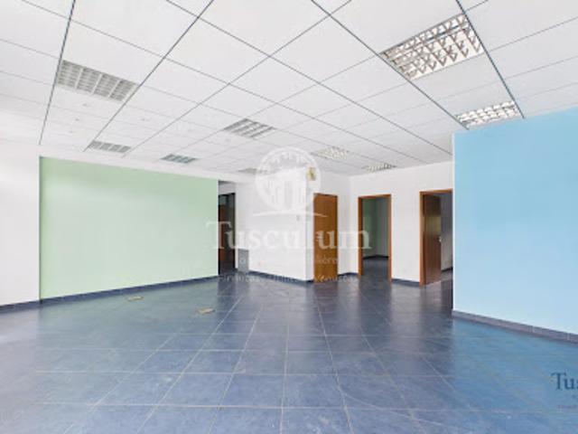 Local Commercial vente à Thionville, Audun-le-tiche