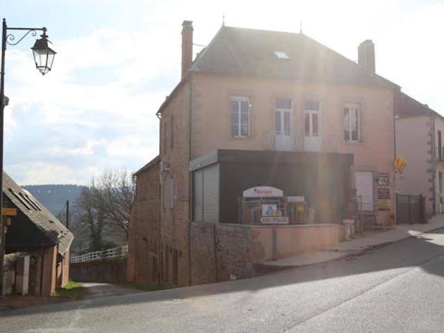 Local Commercial vente à Autun, Anost