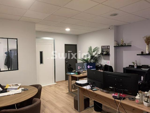 Local Commercial vente à Villefranche-sur-Saône, Rhône
