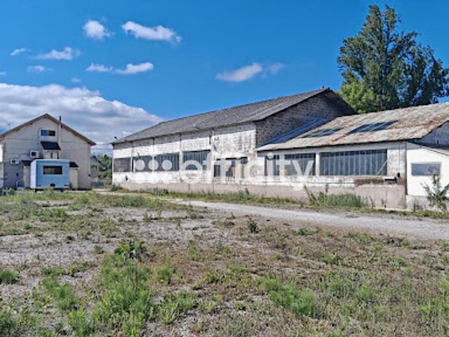 Local Commercial vente à Grenoble, Moirans