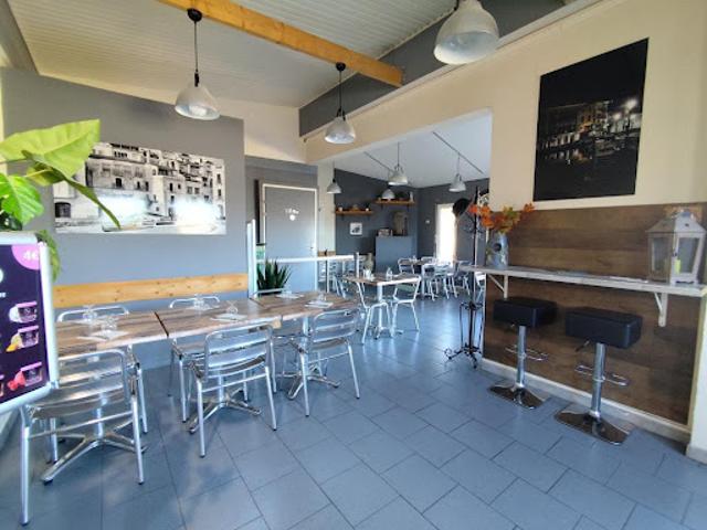 Local Commercial vente à Tournon-sur-Rhône, Davézieux