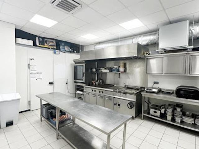 Local Commercial vente à Nice