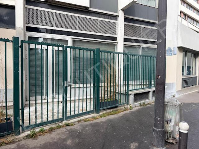 Local Commercial vente à Paris, Île-de-France