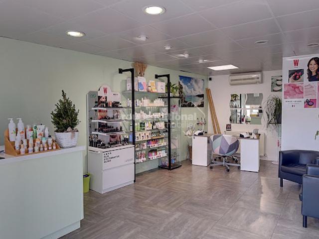 Local Commercial vente à Istres, Berre-l'etang