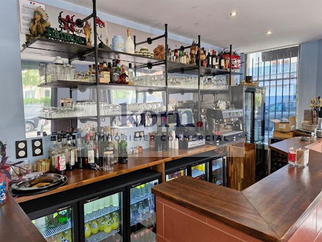 Local Commercial vente à Bobigny, Bagnolet