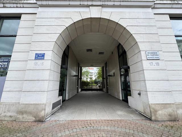 Local Commercial vente à Nanterre, La Garenne-colombes