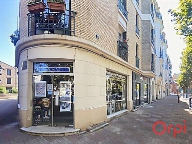 Local Commercial vente à Sarcelles, Enghien-les-bains