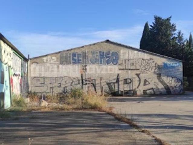 Local Commercial vente à Nîmes