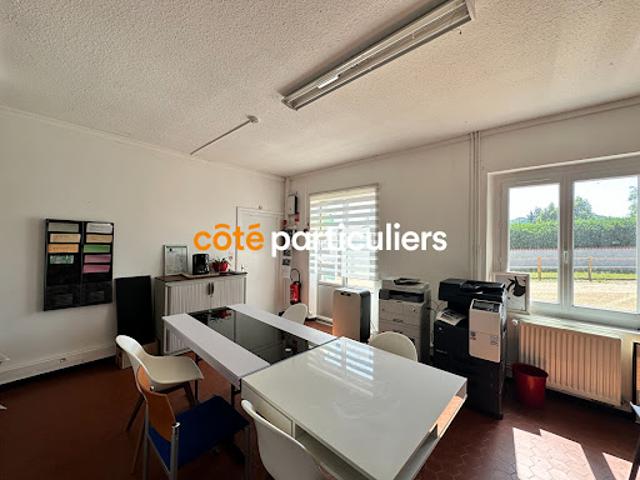Local Commercial vente à Le Puy-en-Velay, Chaspinhac