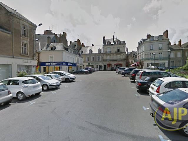 Local Commercial vente à Châteaubriant-Ancenis, Châteaubriant