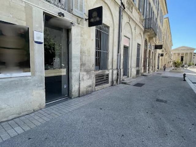 Local Commercial vente à Nîmes
