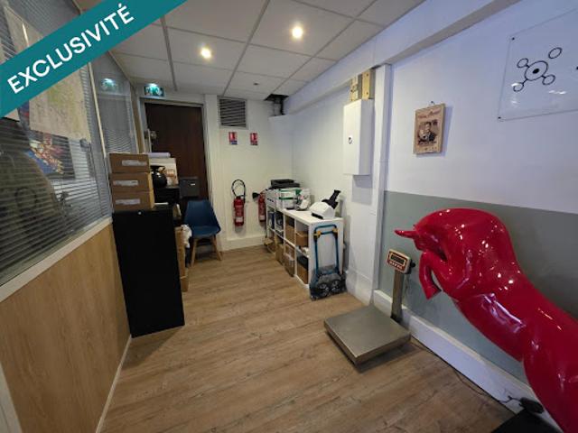 Local Commercial vente à Versailles, La Celle-saint-cloud