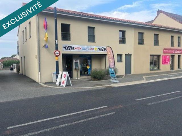 Local Commercial vente à Riom, Bromont-lamothe