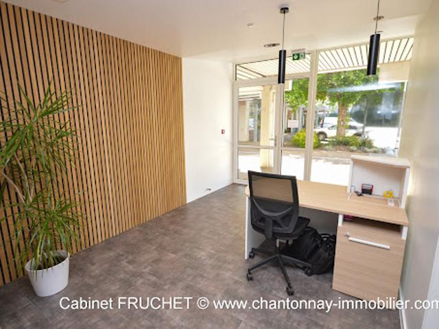 Local Commercial vente à Chantonnay