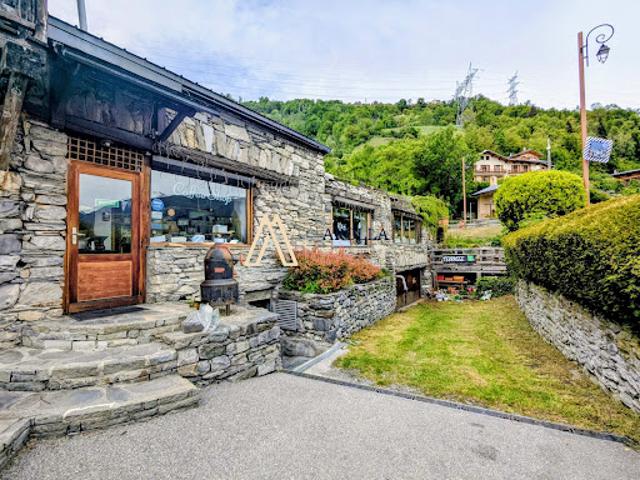 Local Commercial vente à Albertville, Bourg-saint-maurice